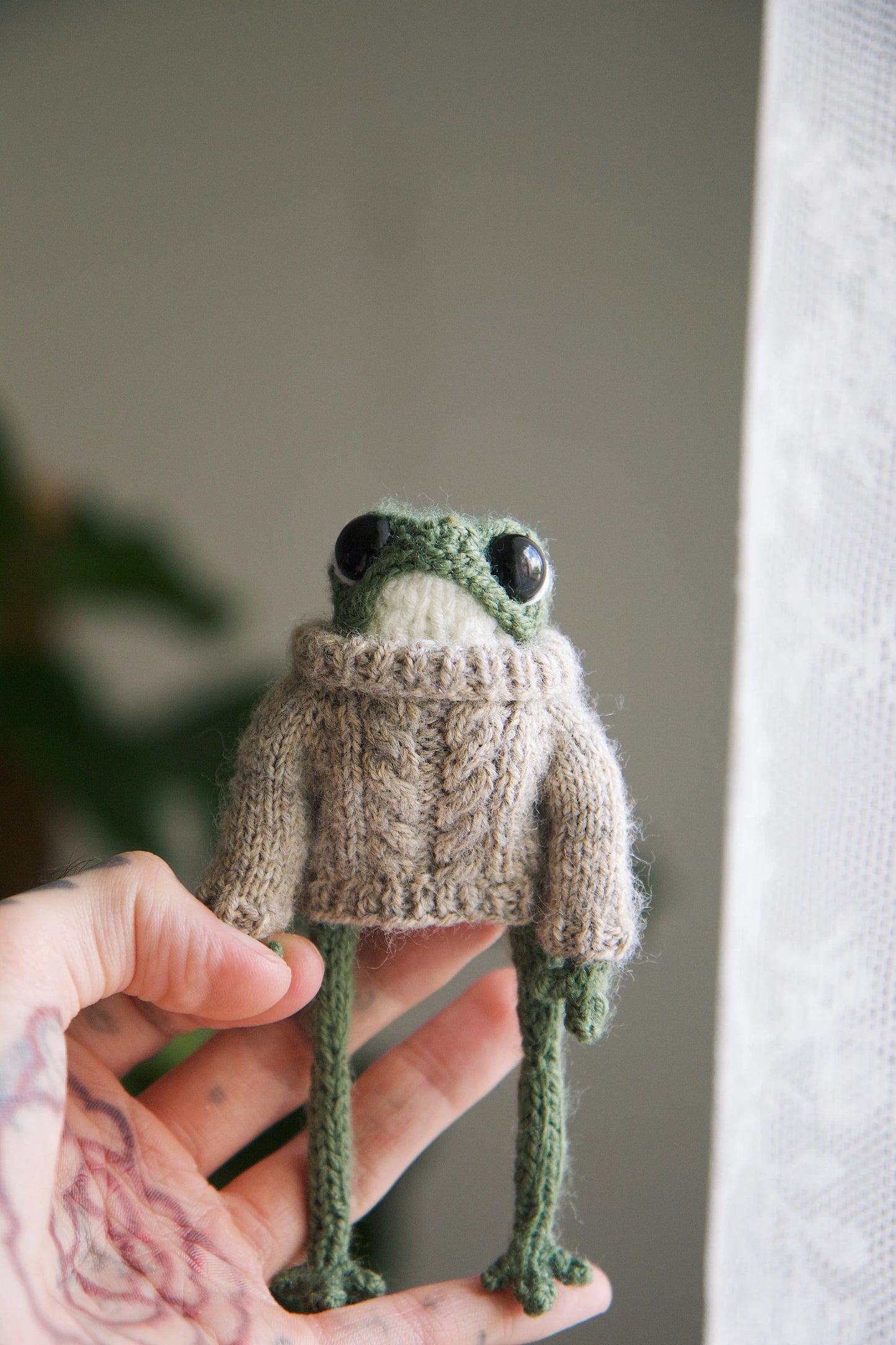 Cable sweater double pattern