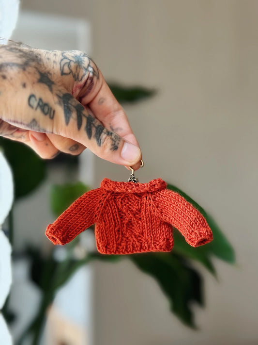 Cable sweater pattern